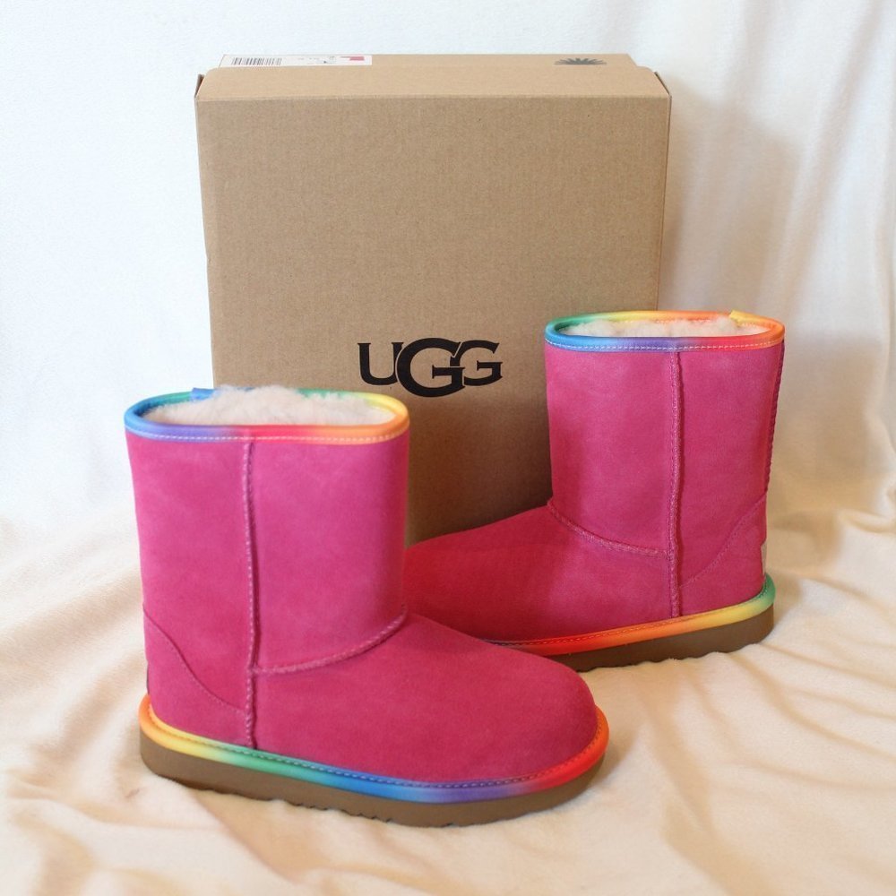NIB UGG YOUTH 6 WOMEN 7.5-8 SUEDE SHEARLING RAINBOW WINTER BOOTS PINK PURPLE